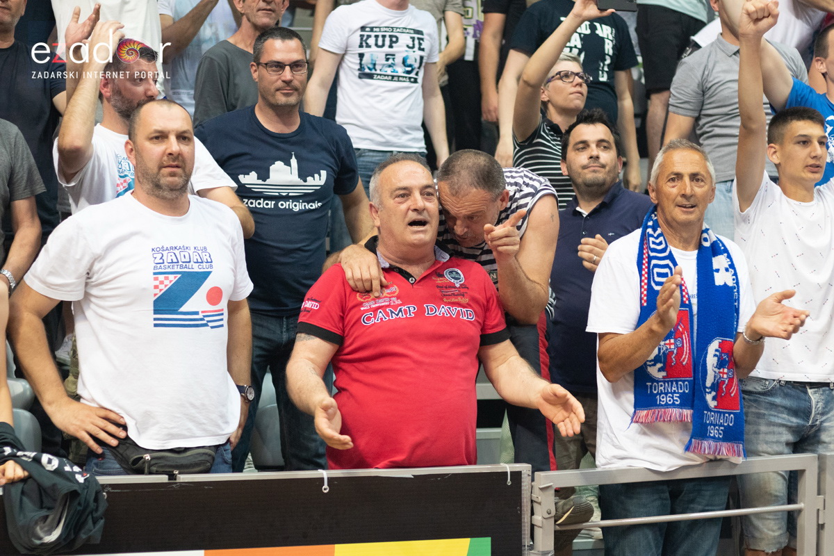 Polufinale doigravanja HT Premijer lige, 1. utakmica: KK Zadar – KK Cibona 89-78