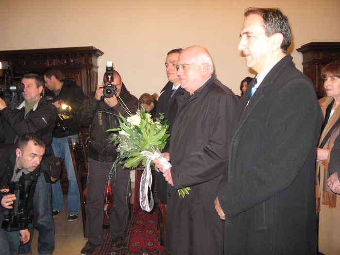 Image 924119 (auto) Image 924119 (auto)