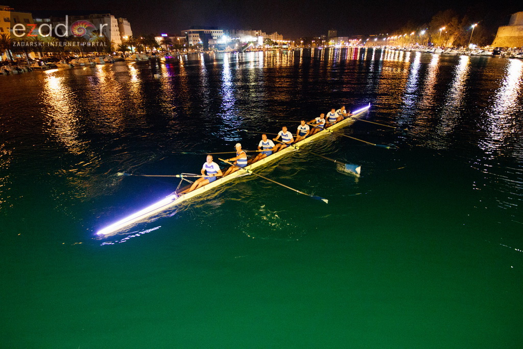 6. “Jadranov veslački dvoboj” osmeraca u uvali Jazine 6. “Jadranov veslački dvoboj” osmeraca u uvali Jazine