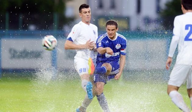 22.05.2015., Gradski stadion, Koprivnica – MAXtv 1. HNL, 35. kolo, NK Slaven Belupo – NK Zadar. Ivan Krstanovic i Mato Grgic. Photo: Marko Jurinec/PIXSELL