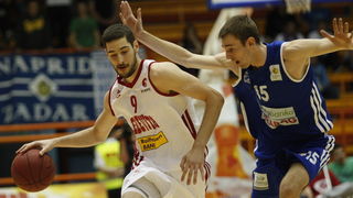 Zagreb, 220513
Dvorana II Doma sportova.
Kosarkaska utakmica pulufinale doigravanja za prvaka Hrvatske (2 utakmica) Cedevita – Zadar.
Na slici: Luka Babic 9, Ante Delas 15.
Foto: Nenad Dugi / CROPIX Zagreb, 220513
Dvorana II Doma sportova.
Kosarkaska utakmica pulufinale doigravanja za prvaka Hrvatske (2 utakmica) Cedevita – Zadar.
Na slici: Luka Babic 9, Ante Delas 15.
Foto: Nenad Dugi / CROPIX