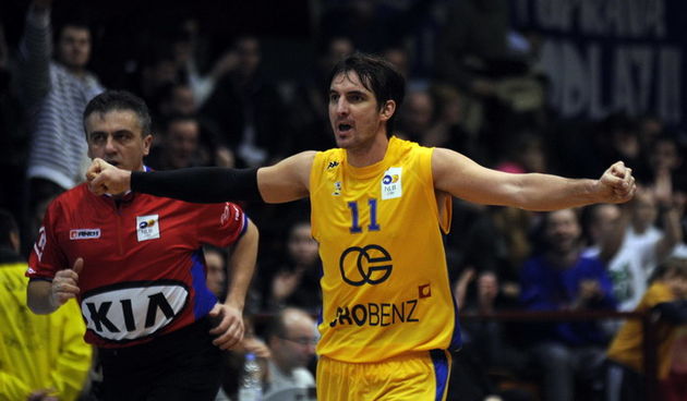 Damir Mulaomerovic KK Zagreb, Drago Sopta / CROPIX