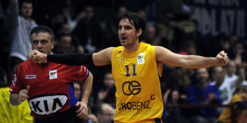 Damir Mulaomerovic KK Zagreb, Drago Sopta / CROPIX Damir Mulaomerovic KK Zagreb, Drago Sopta / CROPIX