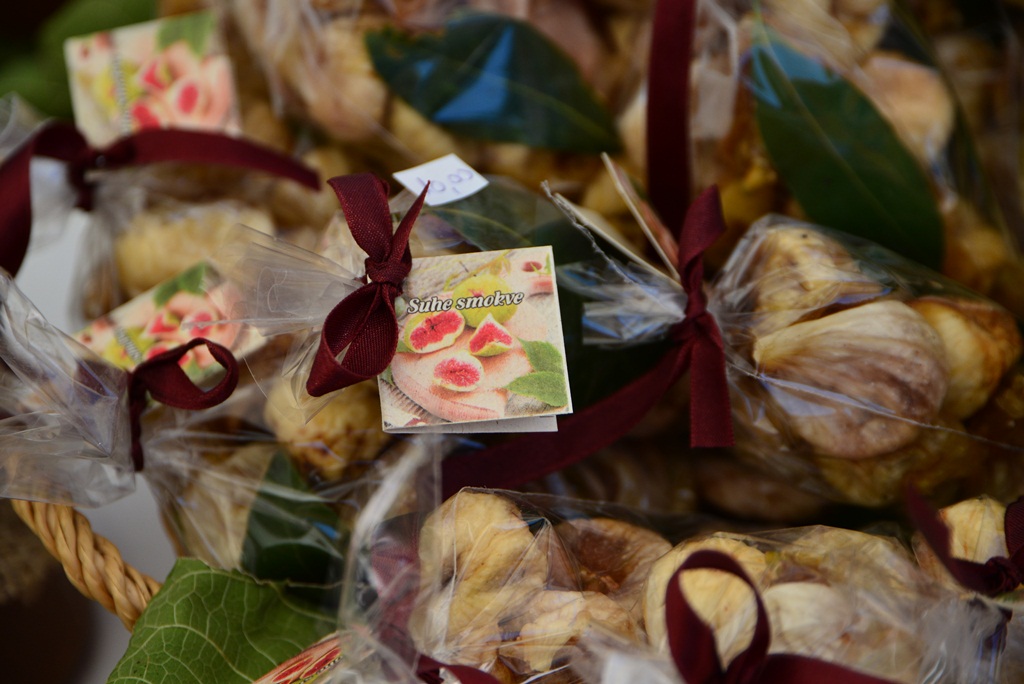 9. Festival smokava: Sajam na Trgu pet bunara