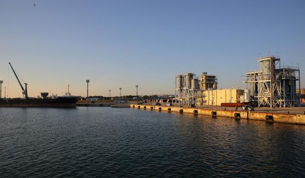 03.10.2013., Zadar – Luka Gazenica i stara zeljeznicka pruga cekaju bolje dane koji bi trebali doci uskoro. Photo: Filip Brala/PIXSELL