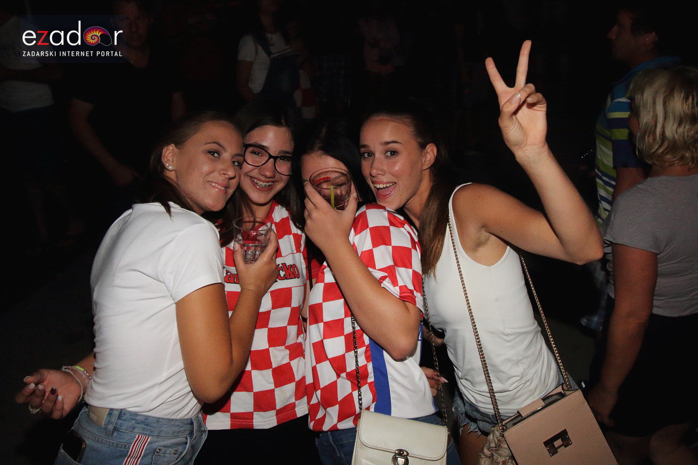 Bibinje: Navijanje za Vatrene i fešta nakon pobjede nad Engleskom