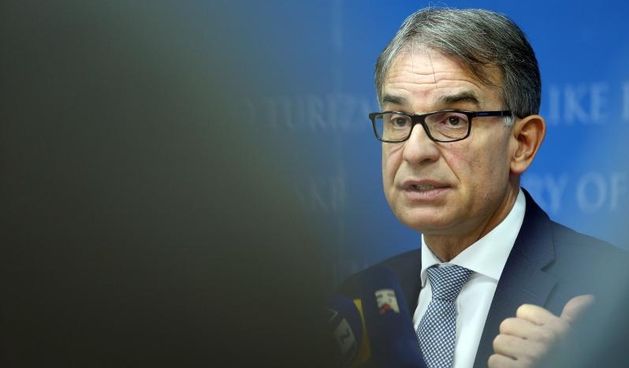 Ministar turizma Gari Capelli