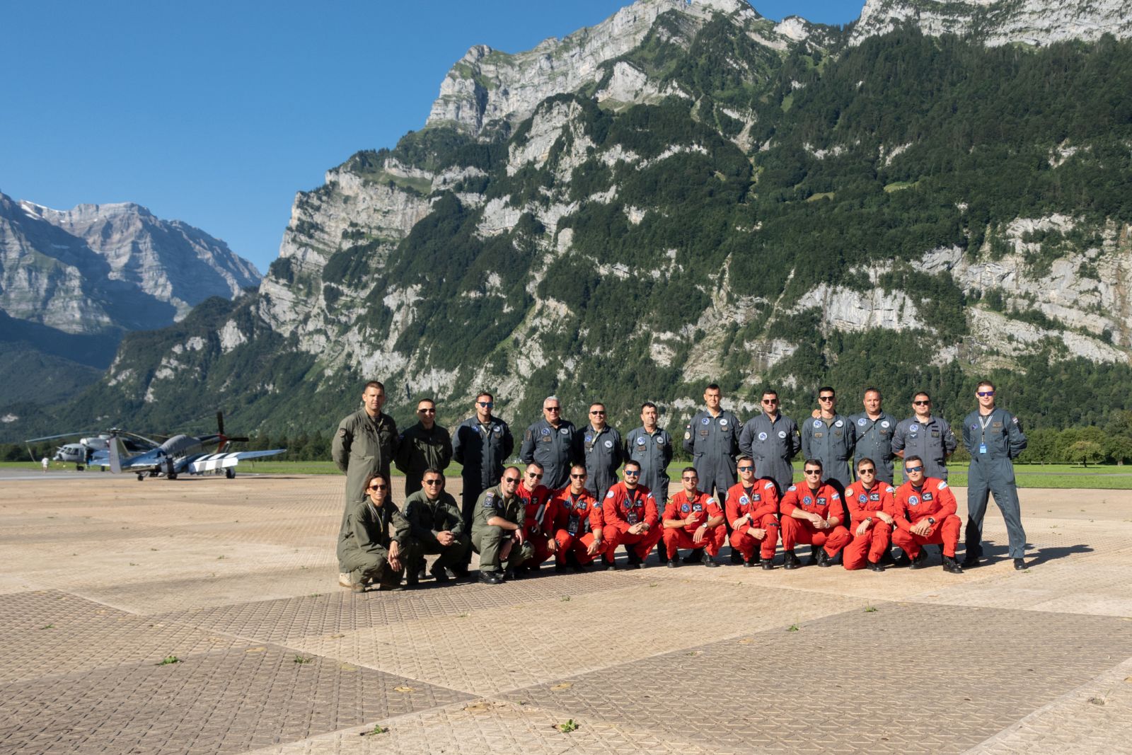 “Krila Oluje” nastupila u Švicarskoj