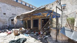 Zadar: Zbog početka radova na izgradnji TIC-a, zakupci javne površine sele na novu lokaciju, foto: Dino Stanin/PIXSELL Zadar: Zbog početka radova na izgradnji TIC-a, zakupci javne površine sele na novu lokaciju, foto: Dino Stanin/PIXSELL