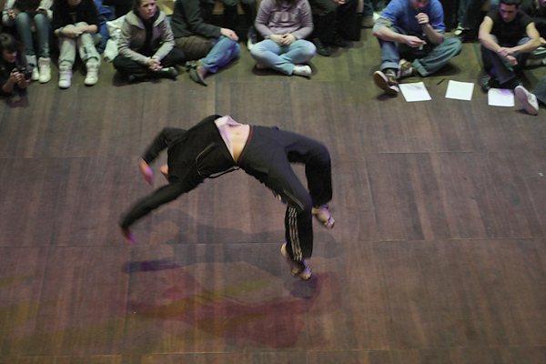 Image 1038899 (auto)