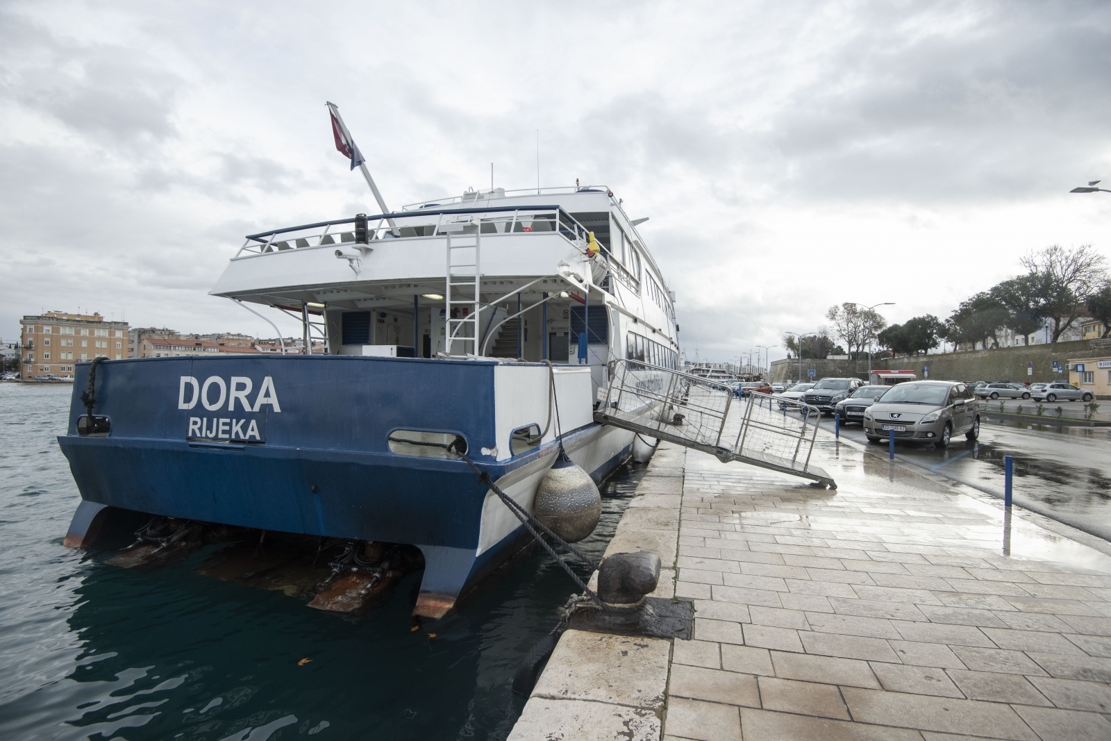 Katamaranske i brodske linije i dalje u prekidu sa zadarskim otocima Katamaranske i brodske linije i dalje u prekidu sa zadarskim otocima