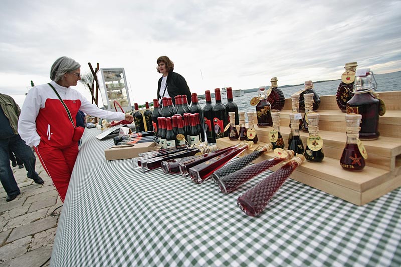 5. Eno-eko-gastro-etno stol (foto: Marin Gospić)