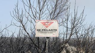 Pristeg: Nakon što je lokaliziran požar, na teren su izašle ekipe koje saniraju štetu na elektro mreži Pristeg: Nakon što je lokaliziran požar, na teren su izašle ekipe koje saniraju štetu na elektro mreži