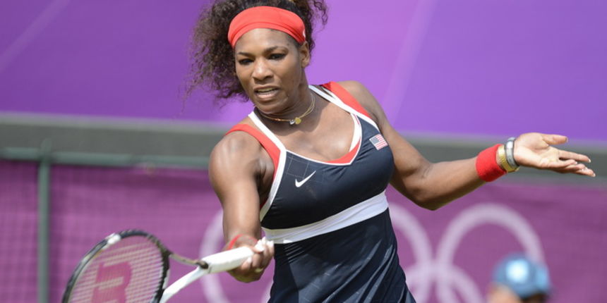 London, 300712.
Wimbledon Centar.
Tenis turnir u Wimbledonu na travi tokom Olimpijskih Igra u Londonu.
Na fotografiji: Serena Williams americka tenisacica pobjedila poljakinju Urszulu Radwansku.
Foto: Drago Sopta / CROPIX London, 300712.
Wimbledon Centar.
Tenis turnir u Wimbledonu na travi tokom Olimpijskih Igra u Londonu.
Na fotografiji: Serena Williams americka tenisacica pobjedila poljakinju Urszulu Radwansku.
Foto: Drago Sopta / CROPIX