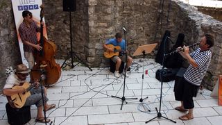 Glazbena jutra u Stomorici 8.8.2009 (foto: Filip Plazonić)