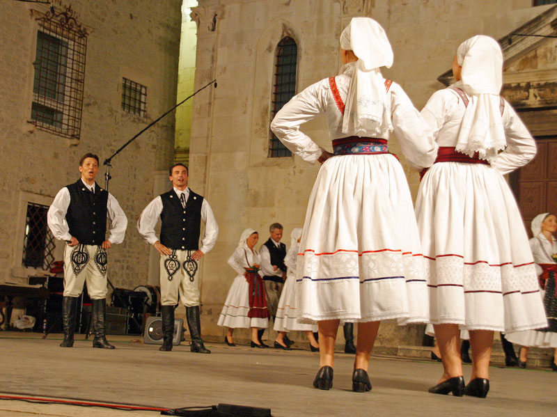 Image 1176175 (auto)