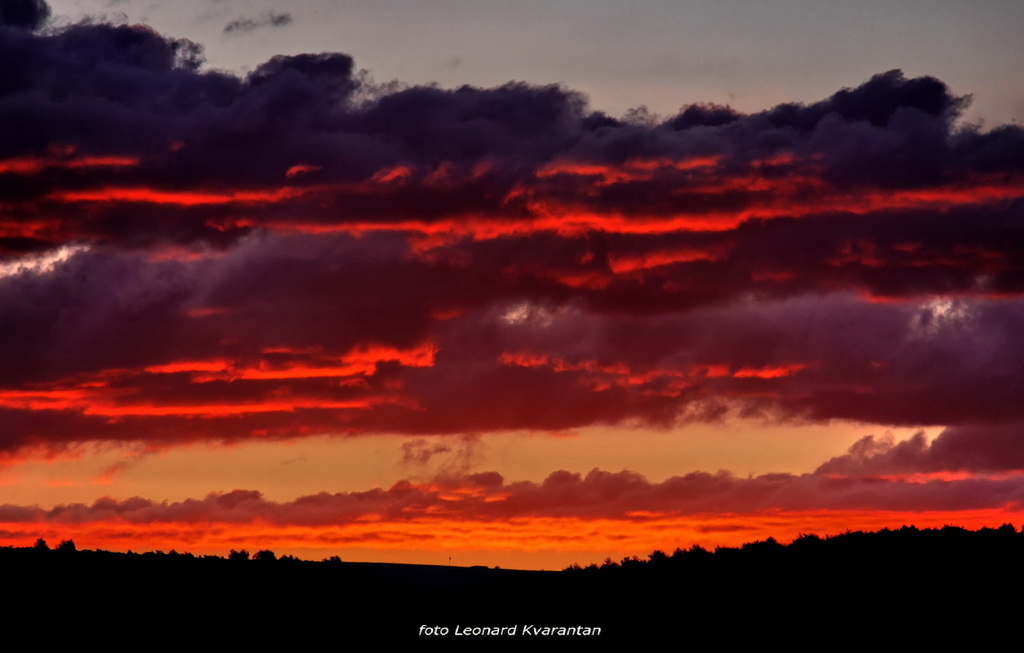 Svitanje i rano jutro u novoj luci Gaženica