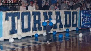 Humanitarno gledanje utakmice Zadar-Cibona (85-84) u Jazinama Humanitarno gledanje utakmice Zadar-Cibona (85-84) u Jazinama