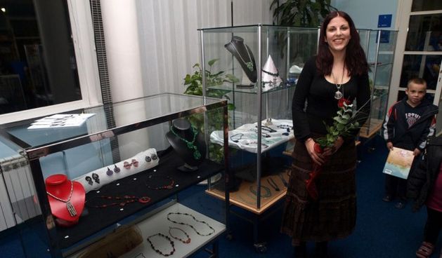 Izlozba nakita i decoupage unikata Morane Rogic u GKZD