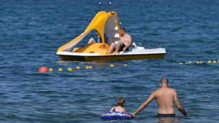 Turisti i građani uživali su u subotu u prekrasnom rujanskom danu babljeg ljeta. Photo: Dino Stanin/PIXSELL Turisti i građani uživali su u subotu u prekrasnom rujanskom danu babljeg ljeta. Photo: Dino Stanin/PIXSELL