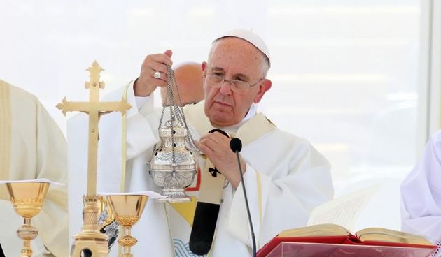 Sveti Otac Franjo u svom prvom posjetu Sarajevu i drugom nekoj europskoj zemlji. Euharistijskom slavlju s papa Franjom prisustvovalo je oko 60.000 hodocasnika iz BiH i susjednih zemalja.