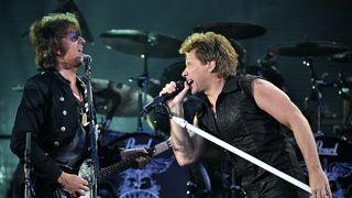 Zagreb, 080611.
Stadion Maksimir.
Nastup americke rock grupe Bon Jovi. 
Na slici: vokal Jon Bon Jovi i Richie Sambora (gitara). 
Foto: Boris Kovacev / CROPIX