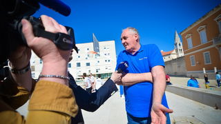 Basket na Forumu: Košarkaške legende protiv mlađih uzrasta KK Zadar Basket na Forumu: Košarkaške legende protiv mlađih uzrasta KK Zadar