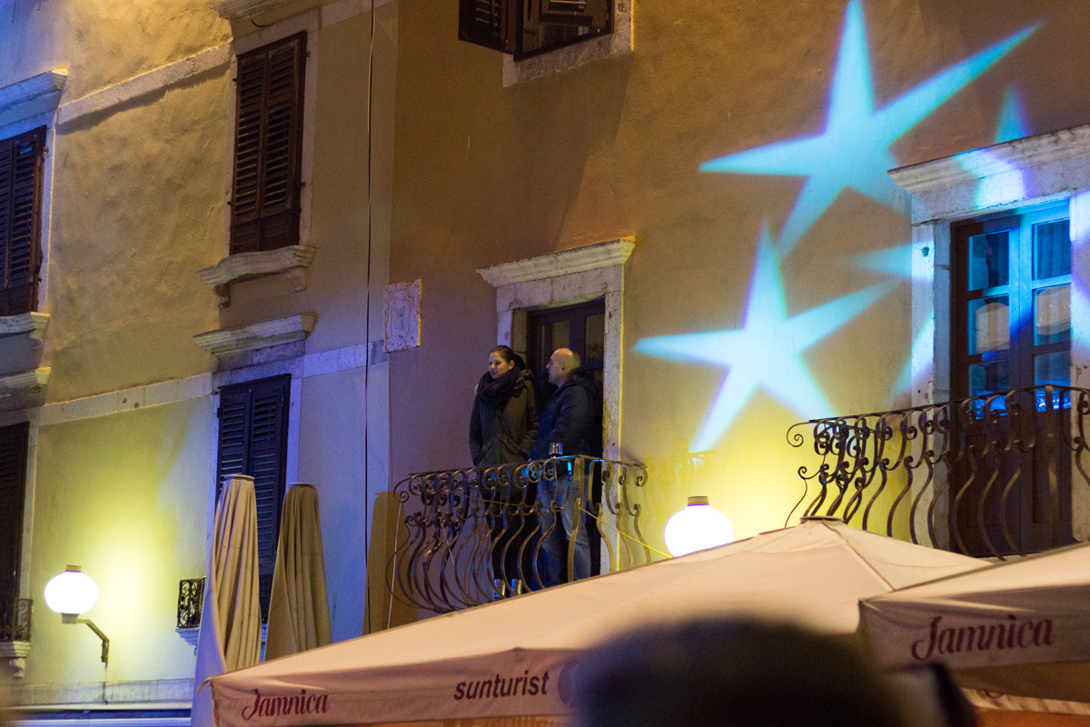 Doček 2017: Najluđa noć na zadarskom Poluotoku privukla više tisuća Zadrana i gostiju Doček 2017: Najluđa noć na zadarskom Poluotoku privukla više tisuća Zadrana i gostiju