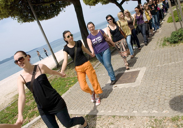 Studentski prosvjed: Zagrlimo rektorat