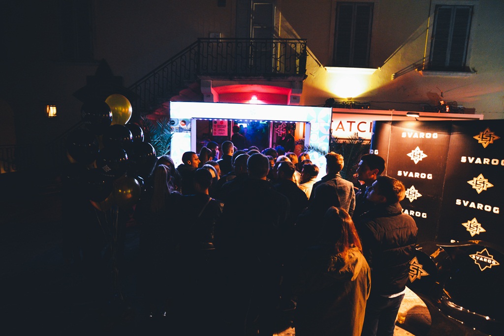 Votka party u Svarog Baru, Foto: Iva Perinčić Votka party u Svarog Baru, Foto: Iva Perinčić