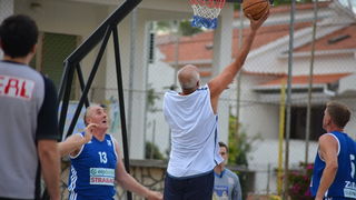 U povodu blagdana Kraljice Mira u Stanovima odigrana utakimica između veterana KK Zadar i Stanova, Foto: Iva Perinčić U povodu blagdana Kraljice Mira u Stanovima odigrana utakimica između veterana KK Zadar i Stanova, Foto: Iva Perinčić