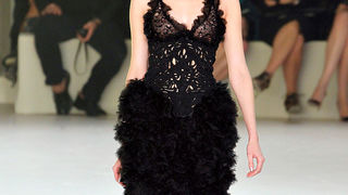 Sarah Burton za Alexander McQueen: Proljeće 2012 Sarah Burton za Alexander McQueen: Proljeće 2012