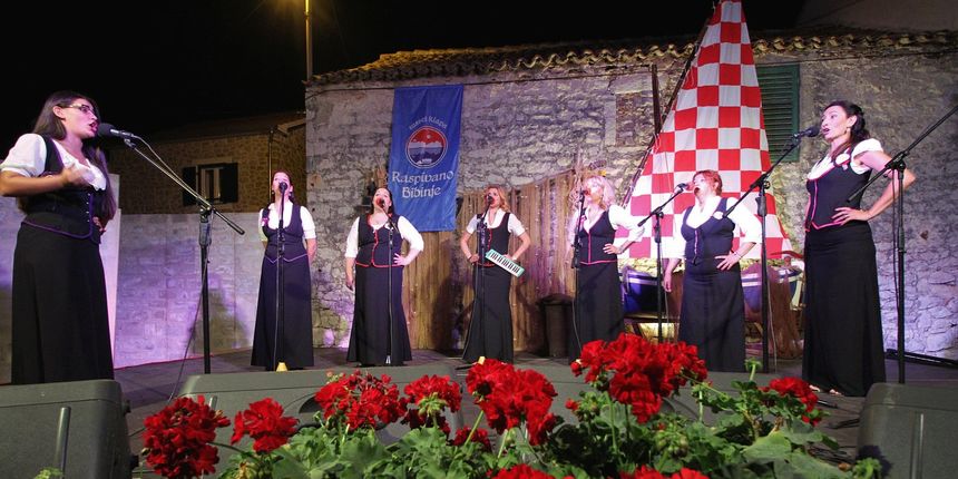 37. klapski susret “Raspivano Bibinje”