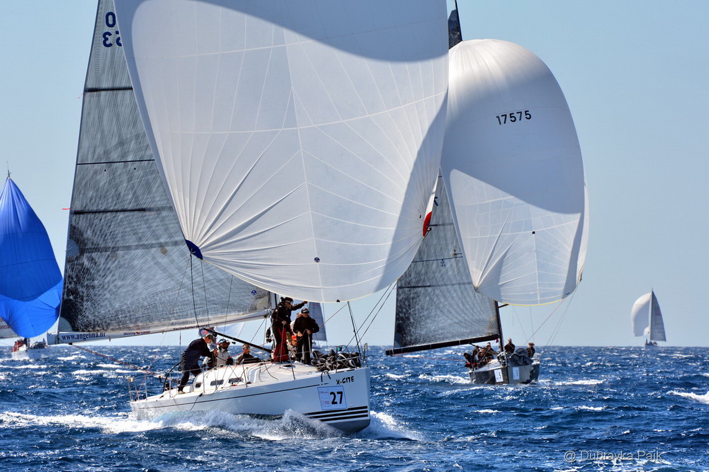 U hvarskom akvatoriju održana XXI. Uskršnja regata U hvarskom akvatoriju održana XXI. Uskršnja regata