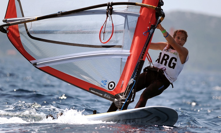 Zadar, 120711.
ISAF svjetsko juniorsko prvenstvo
Zadar 2011, 07.-15. srpanj 2011.
Sesti je dan svjetskog prvenstva u jedrenju koje se odrzava u organizaciji jedrlicarskog kluba Uskok. Danasnji dan je dan odmora za sve jedrlicare osim za jedrilicare na d Zadar, 120711.
ISAF svjetsko juniorsko prvenstvo
Zadar 2011, 07.-15. srpanj 2011.
Sesti je dan svjetskog prvenstva u jedrenju koje se odrzava u organizaciji jedrlicarskog kluba Uskok. Danasnji dan je dan odmora za sve jedrlicare osim za jedrilicare na d