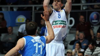 Zadar, 130413.
Dvorana Kresimira Cosica.
5. kolo A1 kosarkaske lige za prvaka izmedju KK Zadar i KK Kvarner.
Na fotografiji: detalj s utakmice; Olivari (8), Skific (11).
Foto: Luka Gerlanc / CROPIX Zadar, 130413.
Dvorana Kresimira Cosica.
5. kolo A1 kosarkaske lige za prvaka izmedju KK Zadar i KK Kvarner.
Na fotografiji: detalj s utakmice; Olivari (8), Skific (11).
Foto: Luka Gerlanc / CROPIX