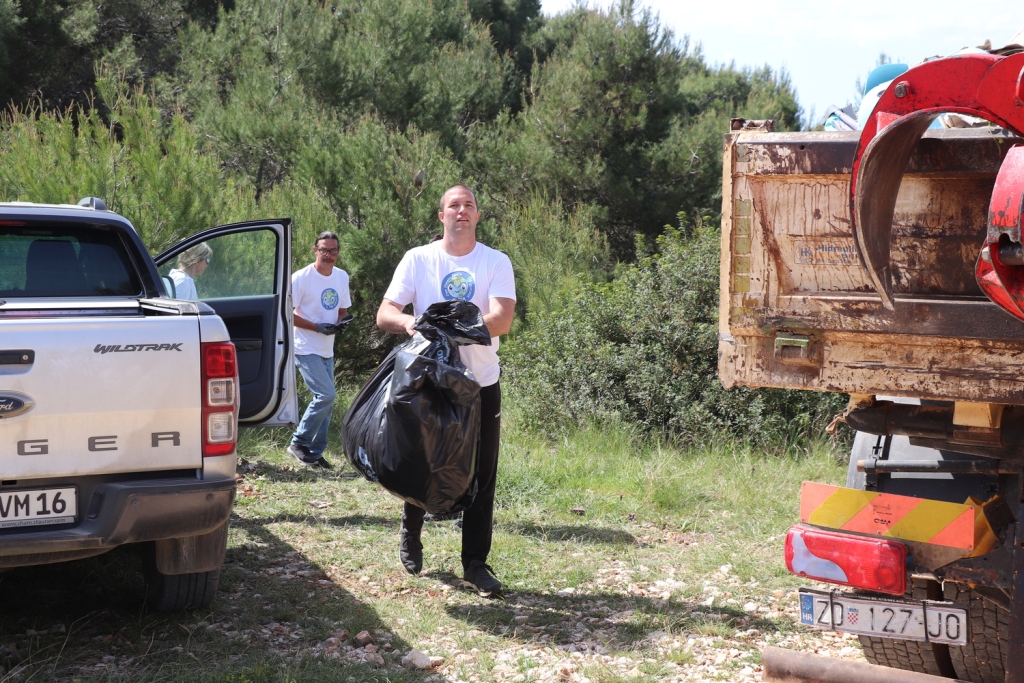 Dan planeta Zemlje – eko akcija na Viru Dan planeta Zemlje – eko akcija na Viru