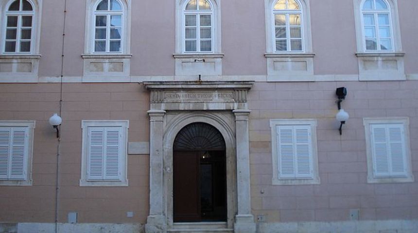 Sjemenište Zmajević (wikimedia.org)