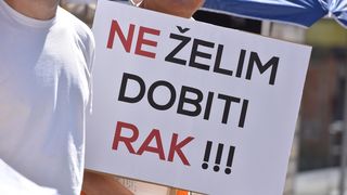 ‘Ne želim dobiti rak!’ Mještani prosvjedovali protiv postavljanja bazne stanice Tele 2