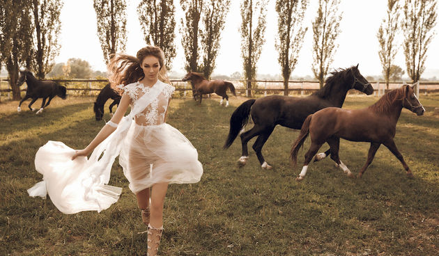 Romantika utkana u prvu kolekciju vjenčanica by Larie