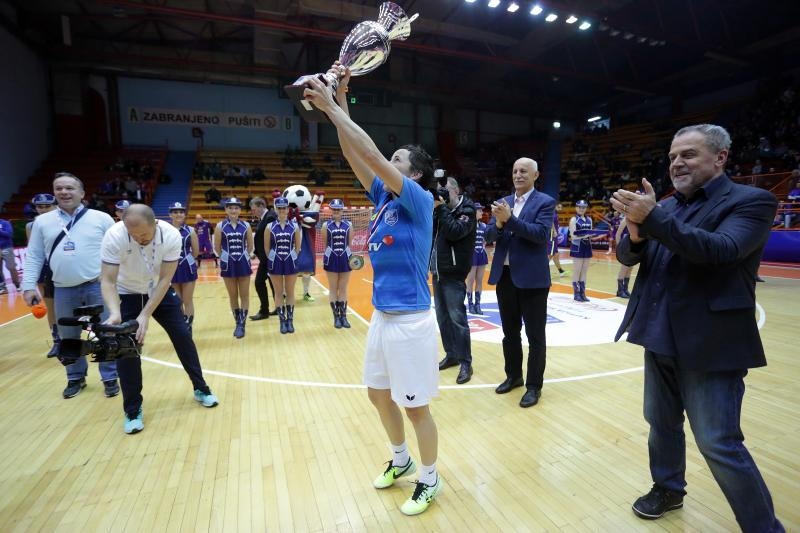 Finale Kutije šibica: ŽNK Osijek – HNTV i MNK Futsal Super chicks 4-1 Finale Kutije šibica: ŽNK Osijek – HNTV i MNK Futsal Super chicks 4-1