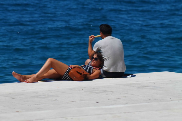 Ljetni šušur na zadarskoj rivi