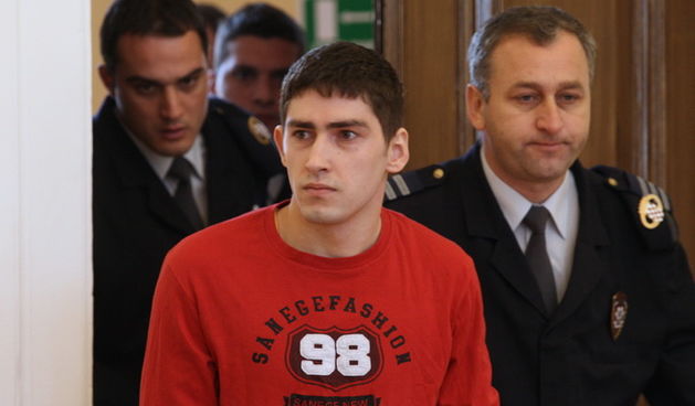 Zadar, 021109.
Zupanijski sud u Zadru. 
Elvis Sopic (na slici ) osudjen je na 30 godina zatvora zbog ubojstva zadarskog taksista Igora Custica. Ubojstvo se dogodilo 29.sijecnja 2008 godine nadomak sela Korlat pokraj Benkovca.
Foto: Vladimir Ivanov / CROPI