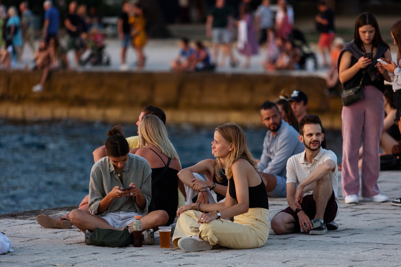 Bablje ljeto u Zadru: Riva je puna turista