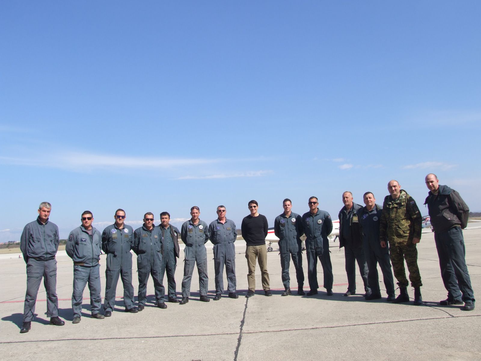 Goran Višnjić posjetio pilote u zrakoplovnoj bazi Zemunik