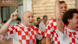 Navijačko ludilo u Zadru za vrijeme i nakon finala Svjetskog prvenstva Navijačko ludilo u Zadru za vrijeme i nakon finala Svjetskog prvenstva