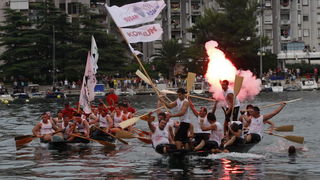 Ploce, 140810
13. Maraton ladja na Neretvi od Metkovica do Ploca.
Na slici cilj maratona u Plocama, pobjednici Gusar iz Komina prolaze kroz cilj slijede ih Stablina i Bacina
Foto: Ivo Ravlic / CROPIX