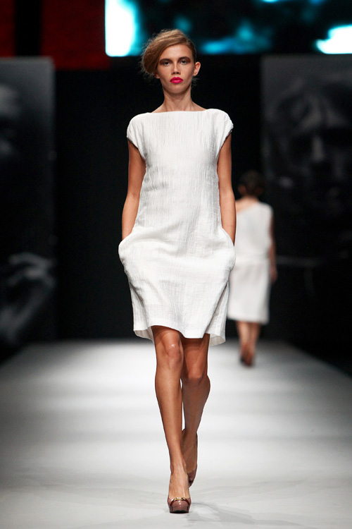 Jučer je završeno izdanje Cro A Porter-a @ LAUBA na kojem su svoje kolekcije predstavili: Ivona Martinko, Jelena Aleksić, Etna Maar, SPIRIT by T.B./ Tomislav Bahorić Jučer je završeno izdanje Cro A Porter-a @ LAUBA na kojem su svoje kolekcije predstavili: Ivona Martinko, Jelena Aleksić, Etna Maar, SPIRIT by T.B./ Tomislav Bahorić