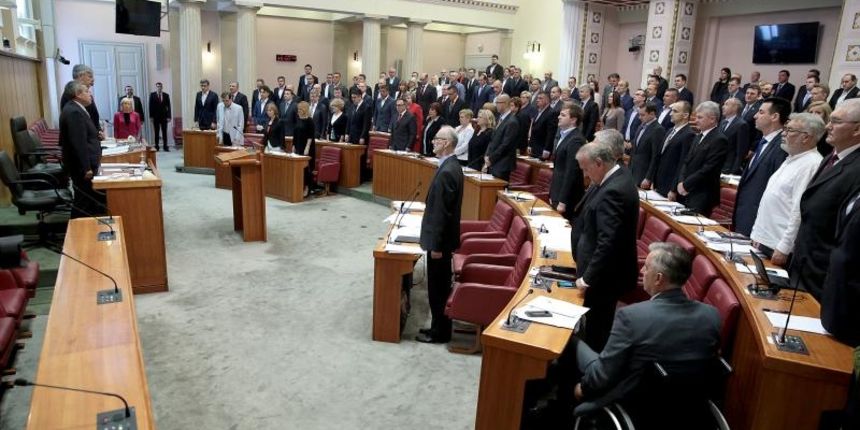 Sabor je u na danasnjoj sjednici, koja je nastavljena nakon prekida u petak, donio odluku o samoraspustanju koja stupa na snagu 15. srpnja. Photo: Patrik Macek/PIXSELL Sabor je u na danasnjoj sjednici, koja je nastavljena nakon prekida u petak, donio odluku o samoraspustanju koja stupa na snagu 15. srpnja. Photo: Patrik Macek/PIXSELL