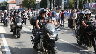 Knin: Mimohod motocikala i starodobnih vojnih vozila